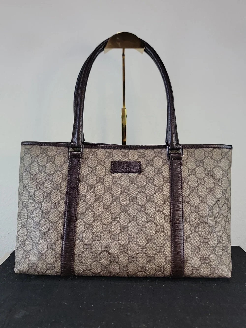 •GUCCI• GG supreme joy tote